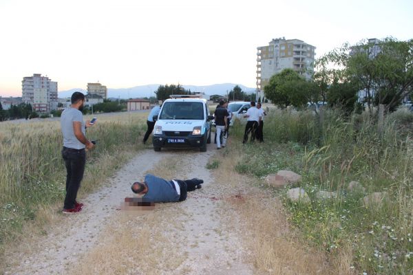 İftar saatini beklerken silahla vuruldu