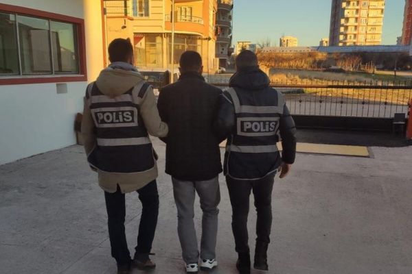 İkamet hırsızı tutuklandı