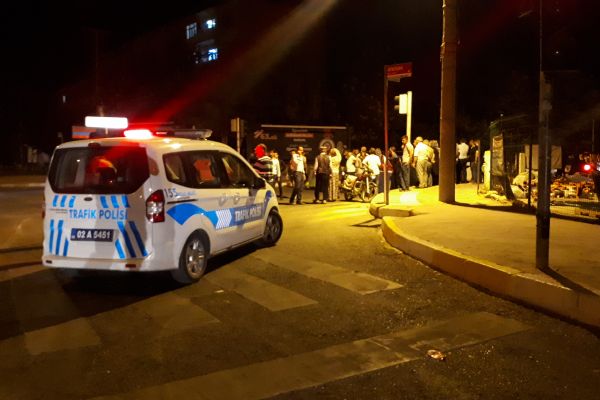  İki otomobil çarpıştı: 4 Yaralı