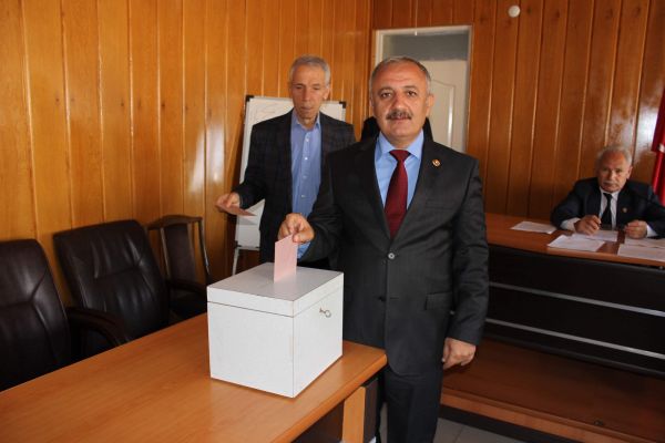 İL GENEL MECLİS KOMİSYON ÜYELERİNİ BELİRLEDİ