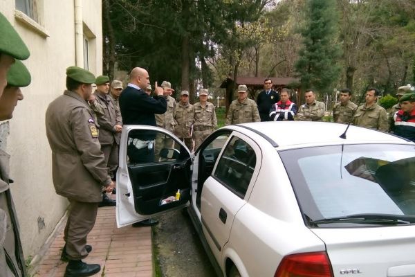 İLERİ VE GÜVENLİ SÜRÜŞ TEKNİKLERİ EĞİTİMİ DEVAM EDİYOR