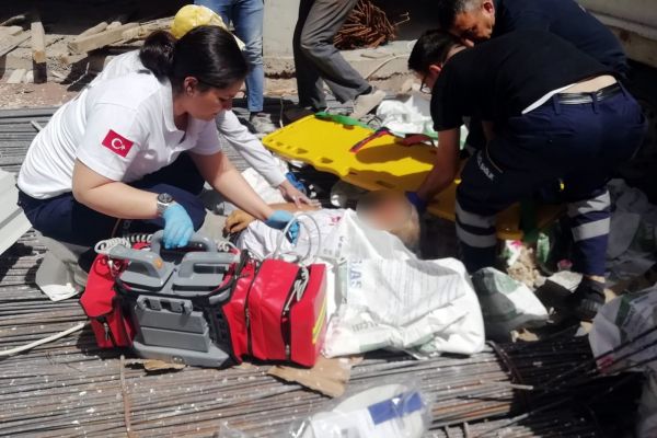 İnşaattan düşen işçi hayatını kaybetti