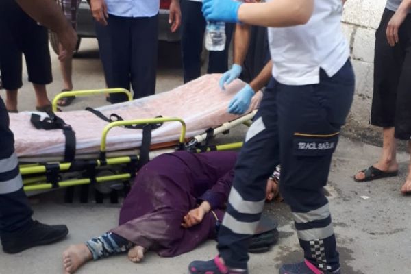 Iraklı ve Suriyeli aileler birbirine girdi: 5 yaralı
