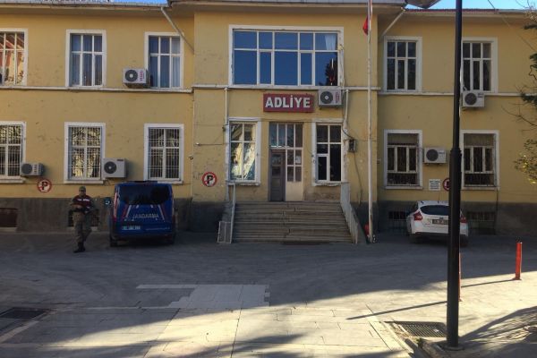 Jandarma ekipleri uyuşturucu satıcılarına geçit vermedi