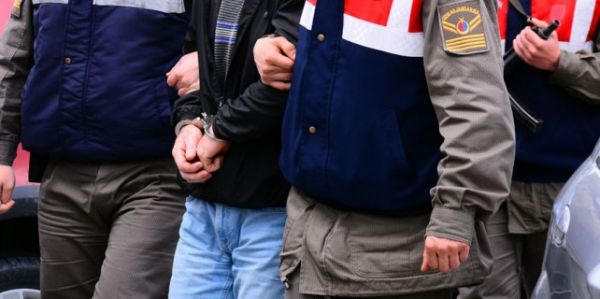 Jandarma ekipleri uyuşturucuyla mücadeleye devam ediyor 