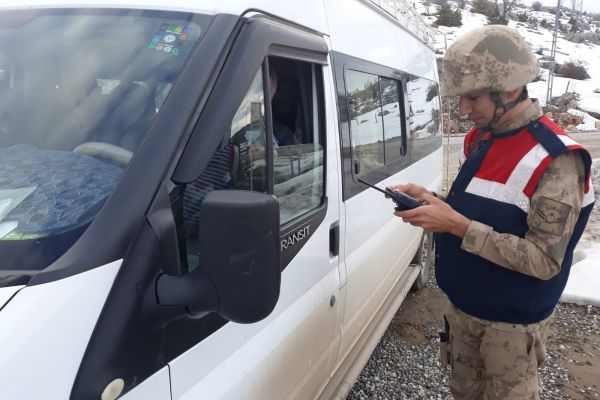 Jandarma ekiplerinden güven ve huzur uygulaması 