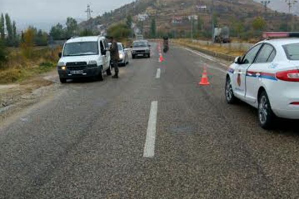 Jandarma ekiplerinden sürücüleri bilgilendirme uygulaması