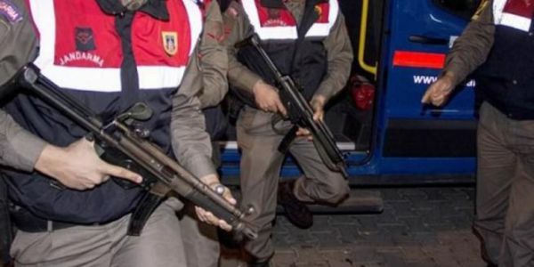 Jandarmadan kaçak avlanan avcıya suçüstü