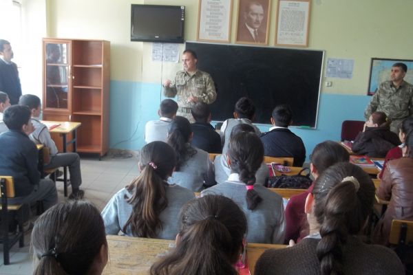 JANDARMADAN MESLET TANITIM SEMİNERİ