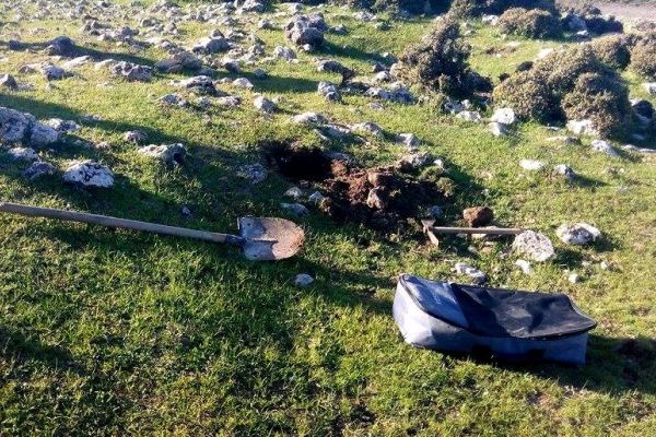 Kaçak kazı yapan 3 kişi suçüstü yakalandı