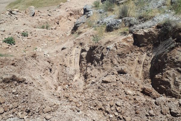 Kaçak kazı yapan definecilere baskın: 6 gözaltı