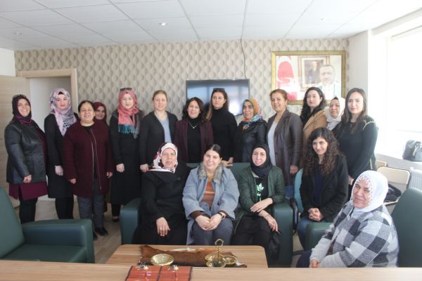Kadınlardan taciz olaylarına tepki