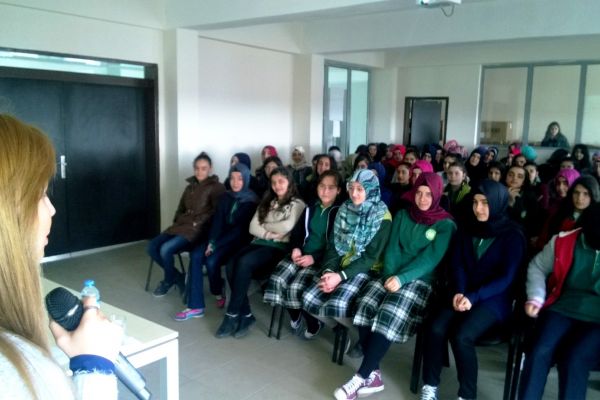 KAHTA FEN LİSESİNDE ERGENLİK SEMİNERİ 