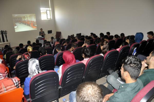 Kahta Myo Öğrencilerine Oryantasyon Eğitimi Verildi