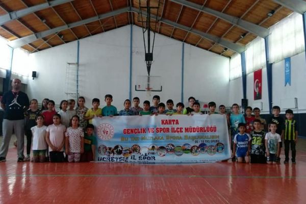 Kahta’da yaz spor okulları sona erdi