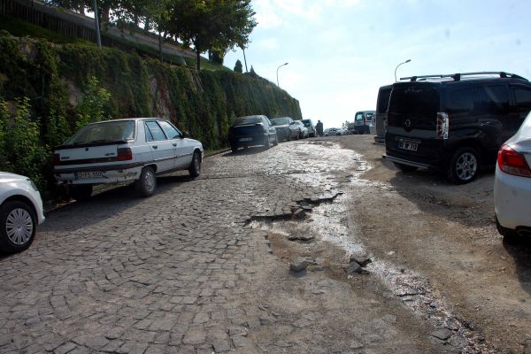 Kale Yolu Bakım ve Onarım Bekliyor