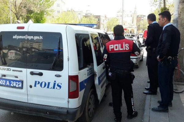 Kavgada 3 kişi gözaltına alındı
