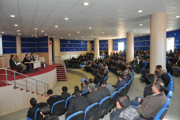 Kaymakam Sağ, Öğrenci Servis Şoförlerini Uyardı