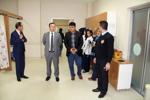 Kaymakam Zadeleroğlu, Hastaneyi Ziyaret Etti