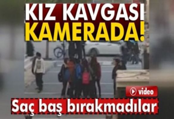 Kız öğrenciler saç baş birbirine girdi