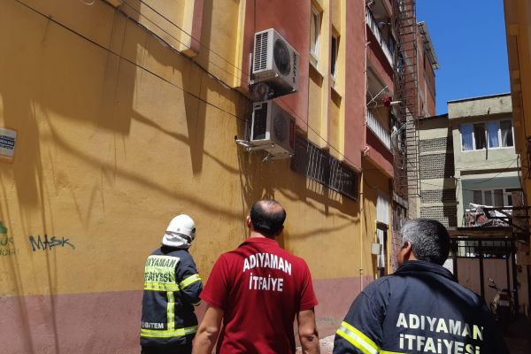 Klima motorlarında çıkan yangın korkuttu