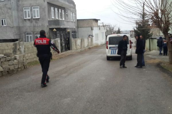 Komşuların kavgasına polis ekipleri müdahale etti