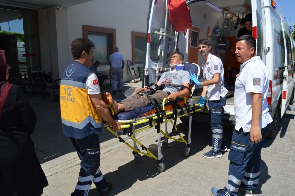 Kontrolden çıkan otomobil takla attı: 3 yaralı
