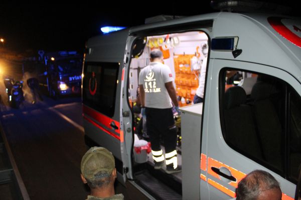 Köprüde intihar teşebbüs etti