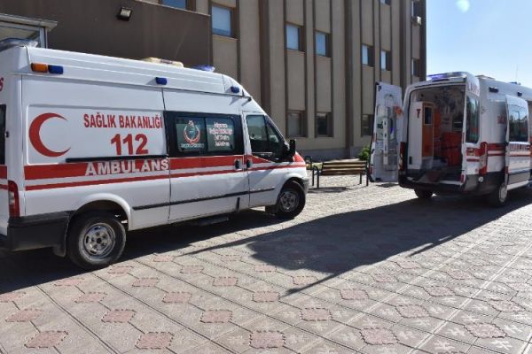 Korucuları taşıyan otomobil şarampole yuvarlandı: 6 yaralı