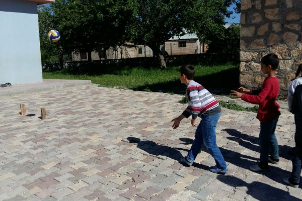 Köy okulu öğrencilerinin yeni spor dalı birincilik getirdi