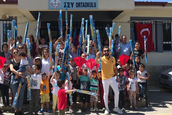 Köy okulunda uçurma şenliği yapıldı