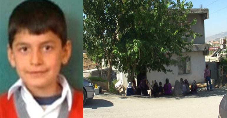 Küçük Çocuk Feci Şekilde Can Verdi