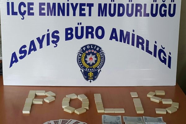 Kumardan mühürlenen iş yerine kumar baskını
