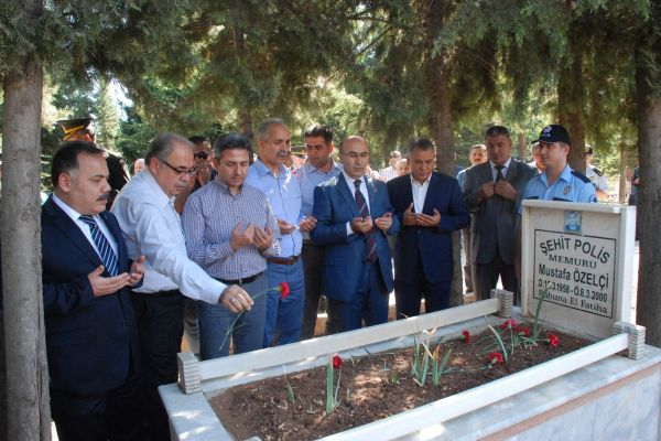 Kurban Bayramı Öncesi Şehitlik Ve Şehit Aileleri Ziyaret Edildi