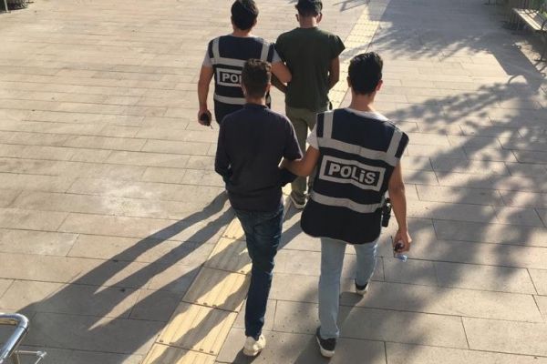 Kuru incir hırsızları tutuklandı