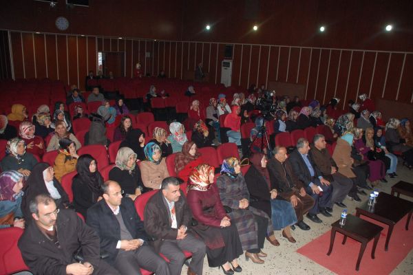 LİSELER ARASI EN GÜZEL KURAN-I KERİM OKUMA YARIŞMASI DÜZENLENDİ