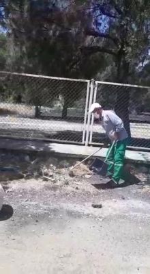 Madde bağımlılarının pisliğini belediye ekipleri temizledi