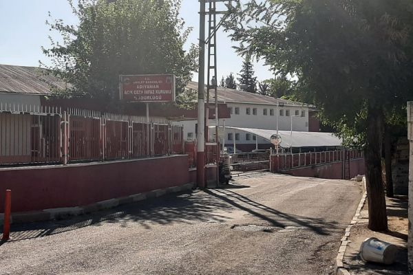 Mahkum kalp krizinden öldü