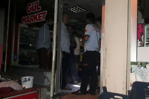 Markette çıkan yangın korkuttu