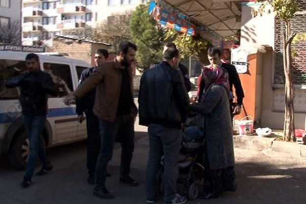 Marketten Bebek Arabasıyla Hırsızlık