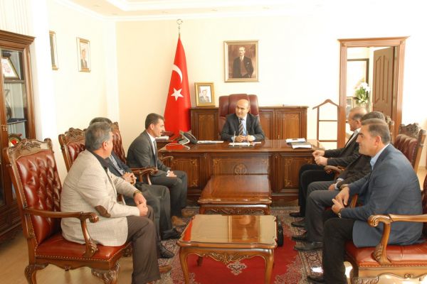 Merkez Ve Köy Muhtarlarından Vali Demirtaş’a Ziyaret