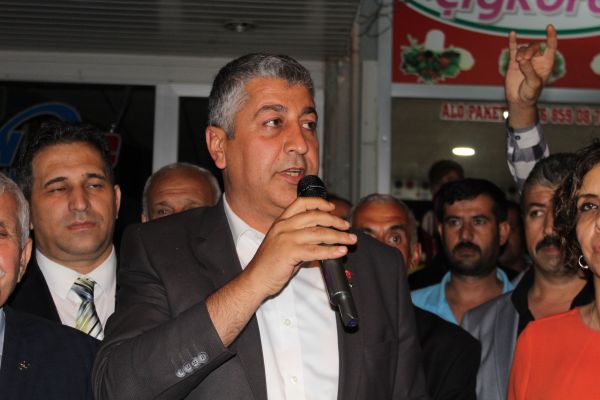 Milletvekili Adayı Selim Çakır, MHP Kahta ilçe seçim bürosu açılışını yaptı
