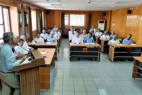 Milletvekili Aydın il genel meclis üyeleriyle biraya geldi