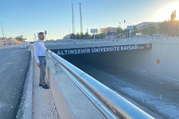 Milletvekili Aydın, köprülü kavşakta incelemelerde bulundu