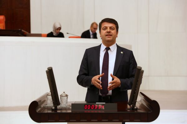 Milletvekili Tutdere: “Oy Almayı Biliyorsunuz, Hizmet Etmeyi Bilmiyorsunuz”