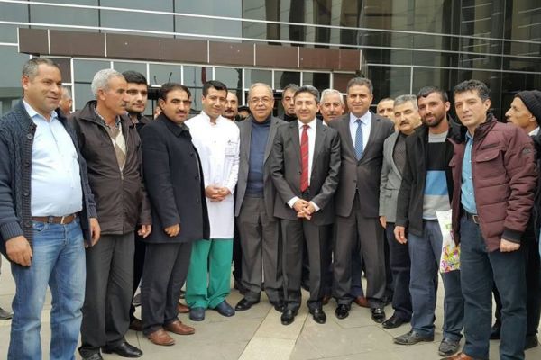 Milletvekillerinden Hastaneye Ziyaret