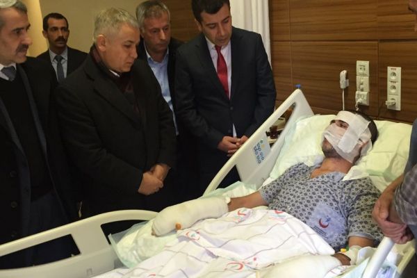 Milletvekilli Adnan Boynukara’dan yaralı askere ziyaret