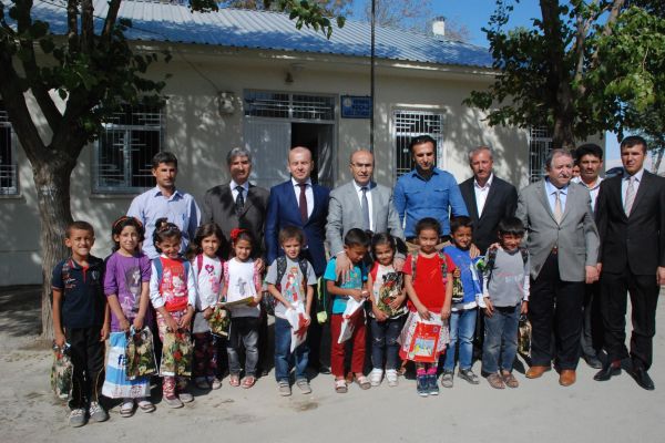 Minik Kalplerden, Eğitime Büyük Destek