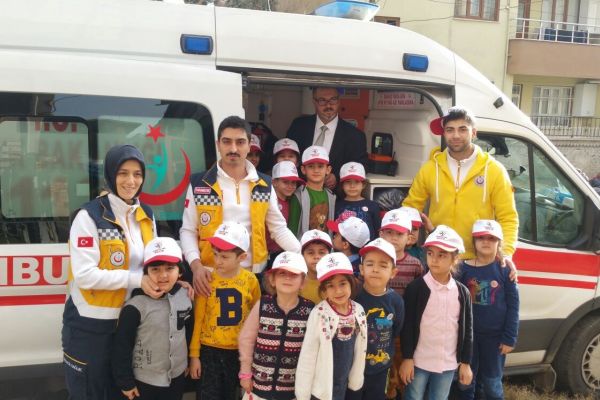 Miniklere Yaşama yol ver projesi anlatıldı