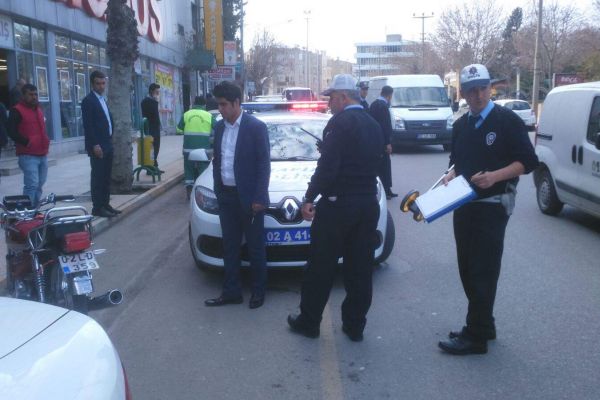 Motosiklet İle Otomobil Çarpıştı: 1 Yaralı